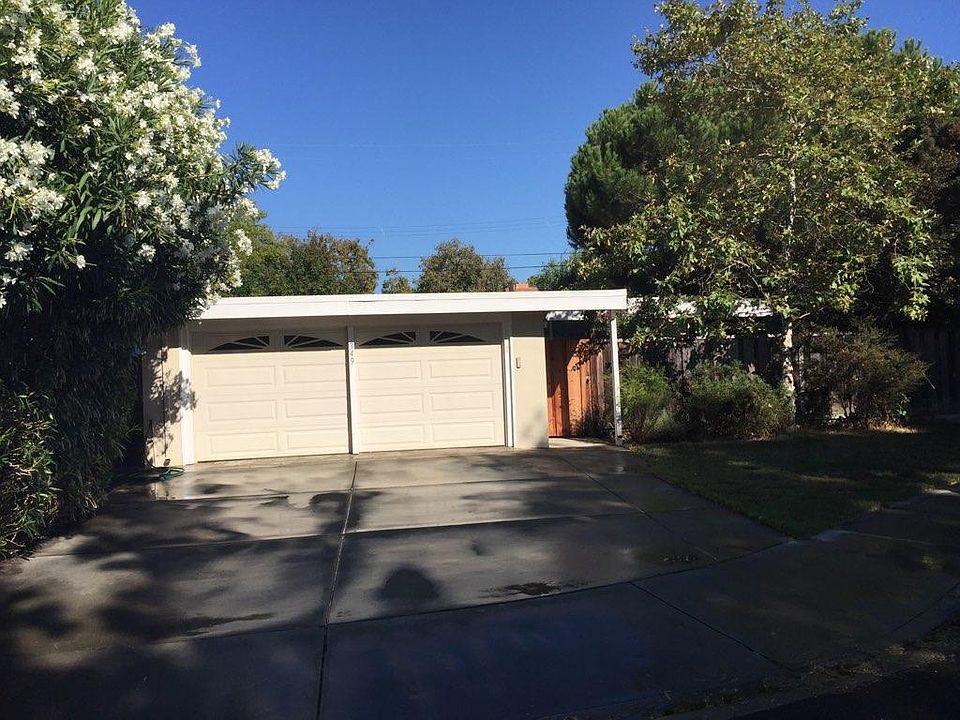 2nd image of 349 Drake Ct