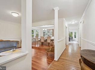 8201 Bell Ln, Vienna, VA 22182