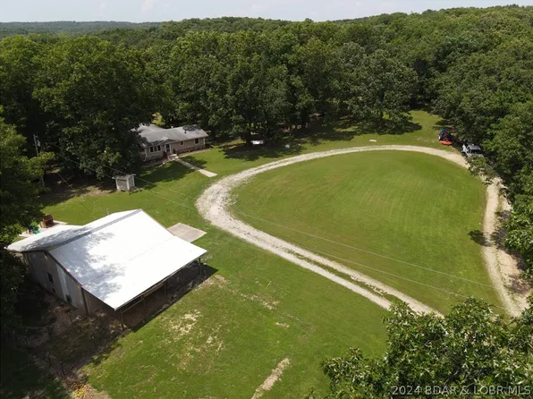 27 Old Martin Farm Rd, Eldon, MO 65026