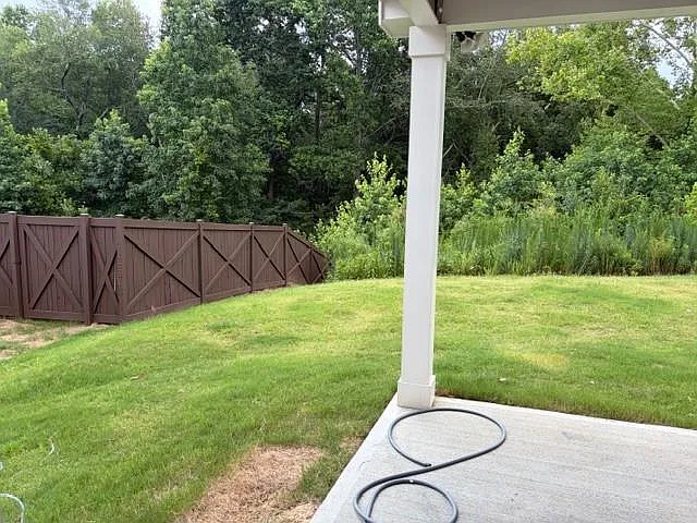 5 bed, 3.0 bath, 2222 sqft, $2,549 — Photo 3