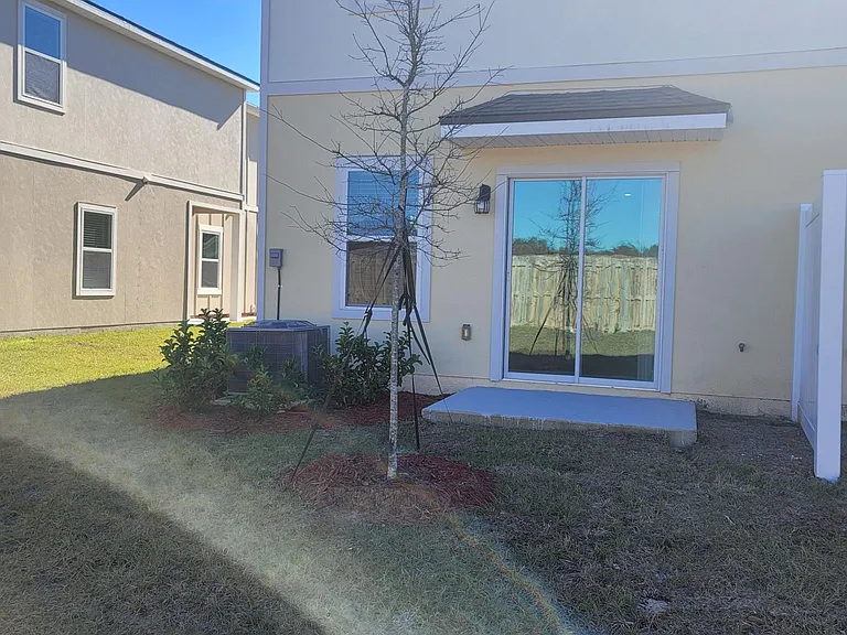 9025 Gifford Dr — Photo 11
