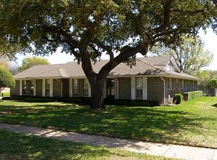 3505 Pine Tree Cir, Farmers Branch, TX 75234