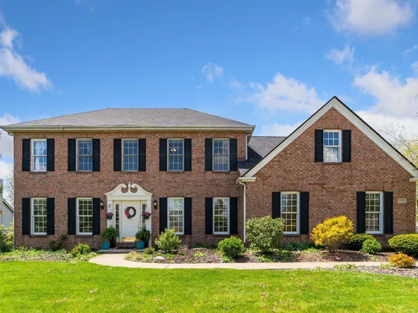 9935 Red Pine Ct, Fort Wayne, IN 46804