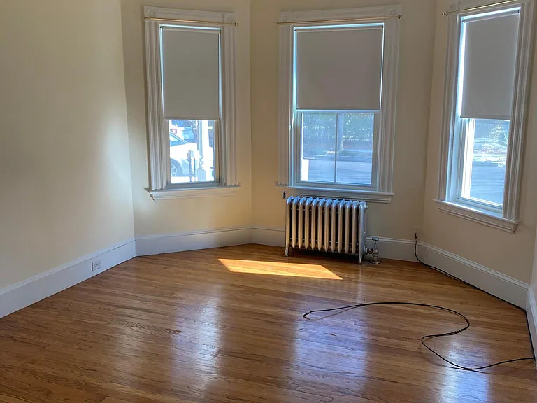7 Fayette St — Photo 4