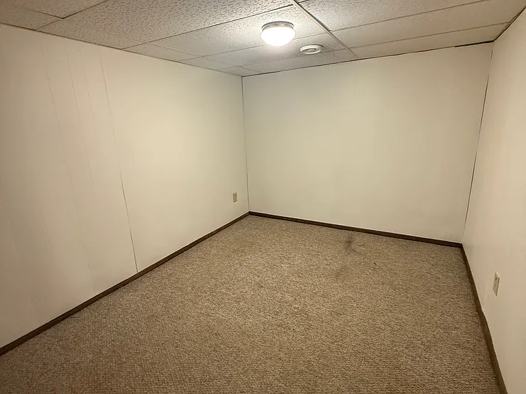 533 W Cherry St #2 — Photo 3
