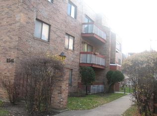 6546 N California Ave APT 102, Chicago, IL 60645