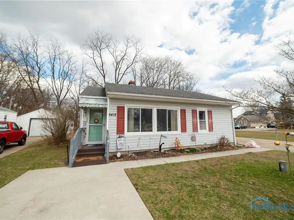 5412 Merriman Dr, Sylvania, OH 43560
