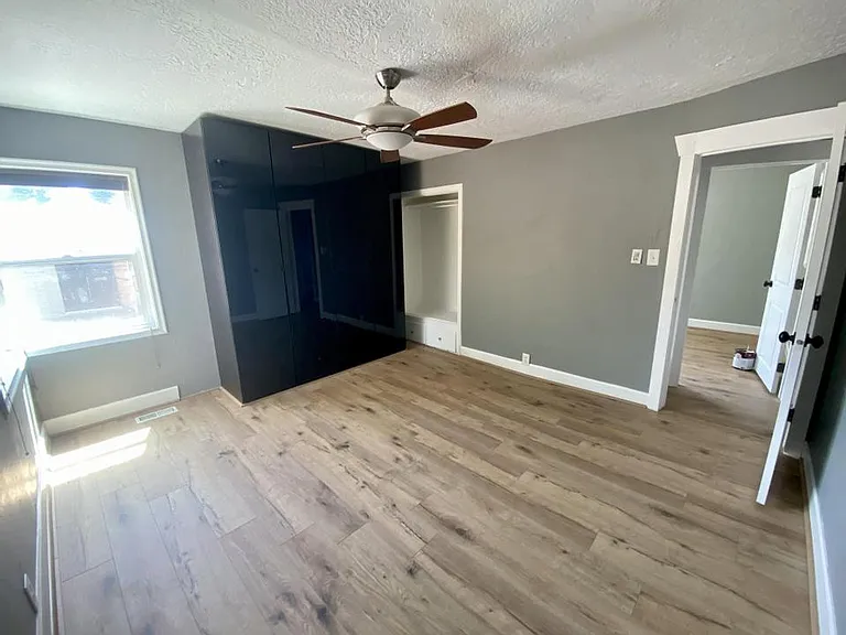 348 E Hollywood Ave — Photo 14
