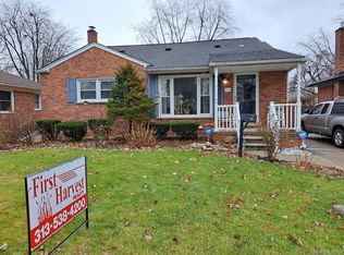 17330 Sumner, Redford, MI 48240