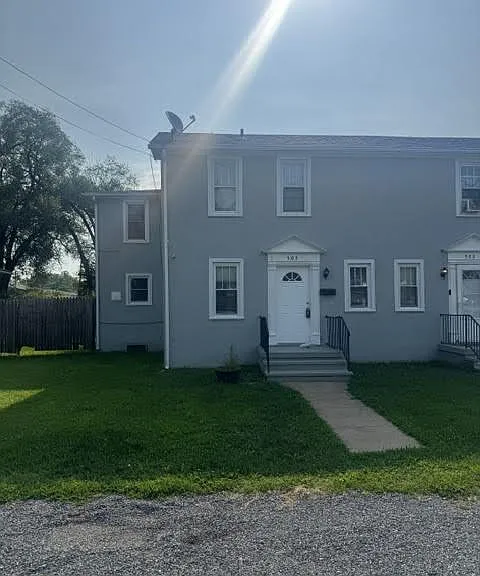 505 Warren Ave — Photo 1