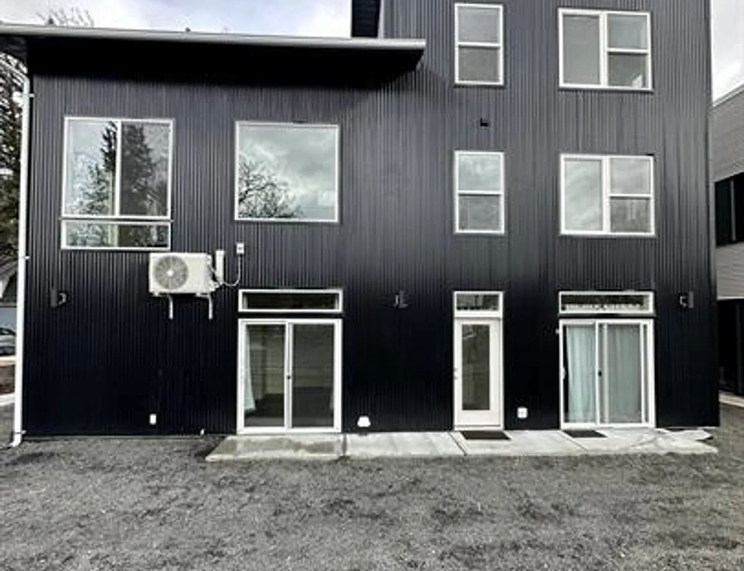 502 South Almon Street — Photo 2