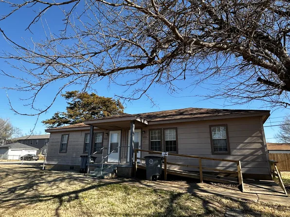 2231 NW 26th St, Lawton, OK 73505