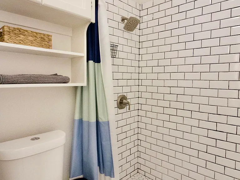 4614 N Stanton St #C17 — Photo 16