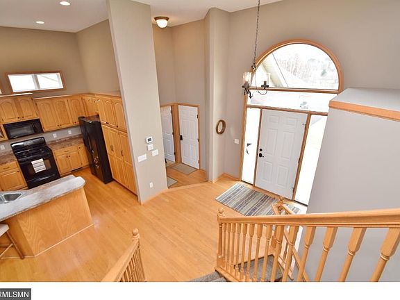 5th image of 16064 Yellow Pine St NW