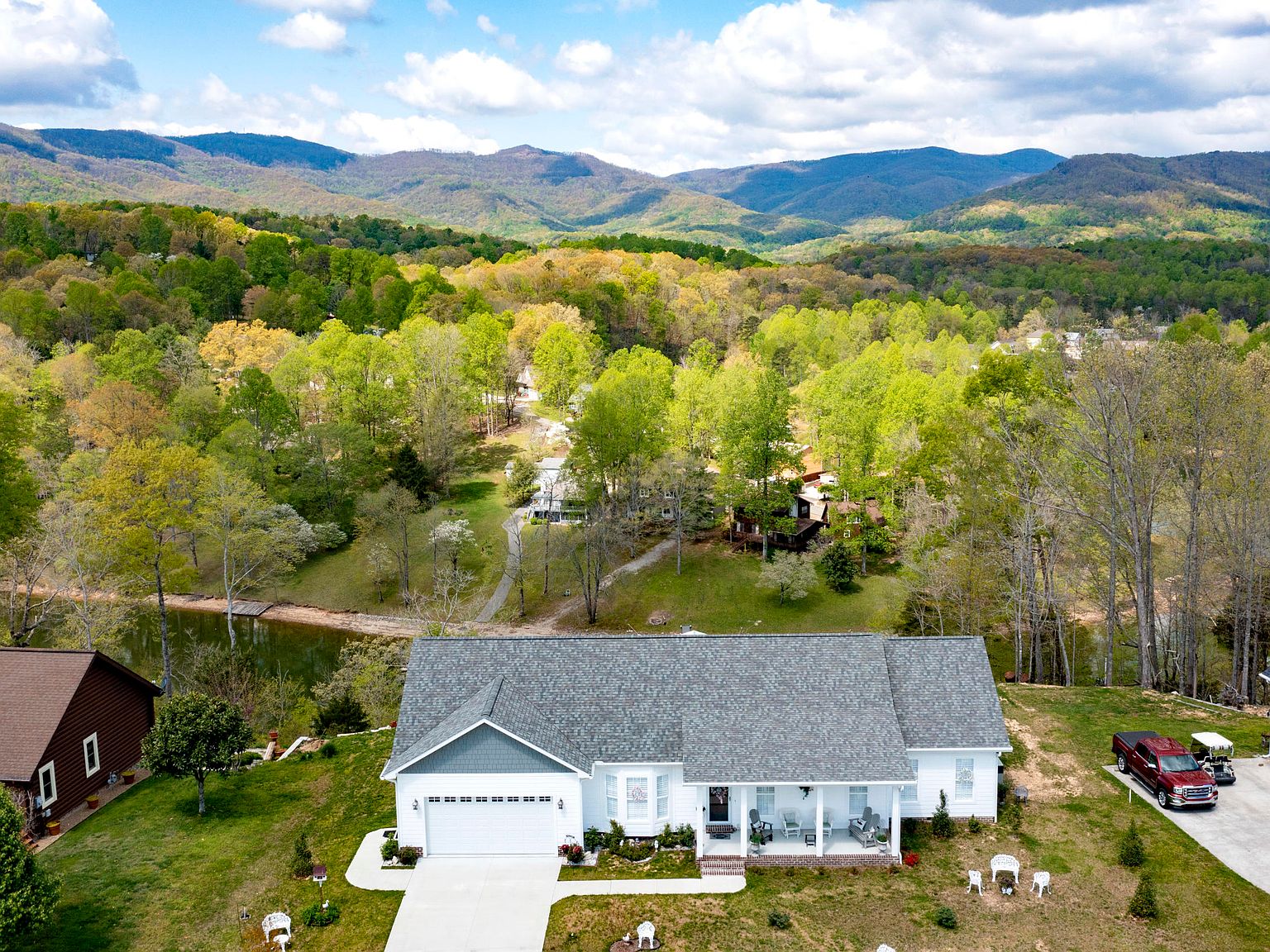 262 Bluff Trce, Jacksboro, TN 37757 Zillow