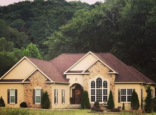 2602 Sugar Grove Valley Rd, Harriman, TN 37748