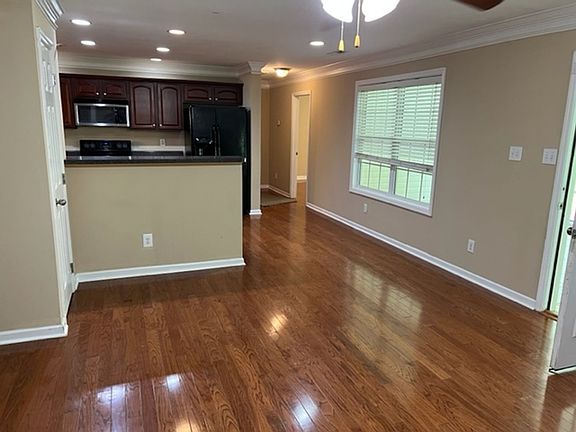 4th image of 1515 Caribou Ln