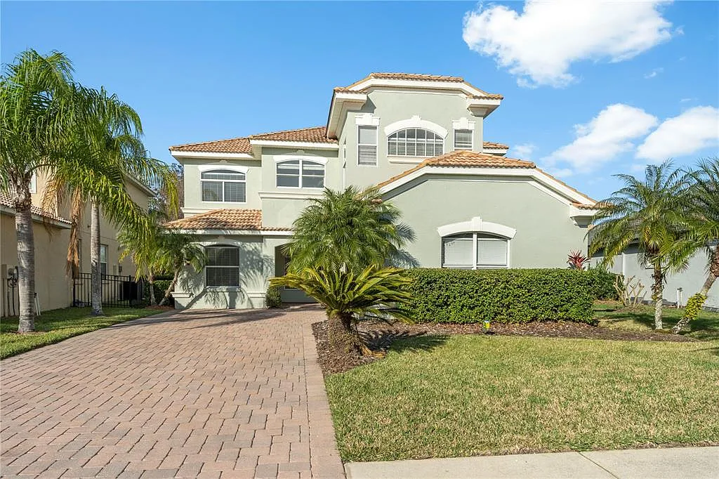 5 bed, 4.0 bath, 3355 sqft, $4,750 — Photo 2