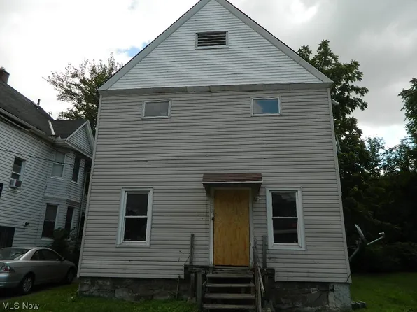 3257 E 56th Pl, Cleveland, OH 44127