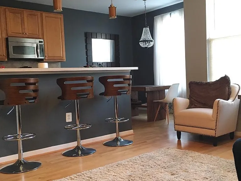 3138 W Master St — Photo 1