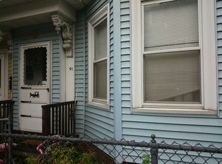 91 Buttonwood St, Dorchester, MA 02125