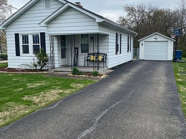 115 Ashbrook St, Bethalto, IL 62010