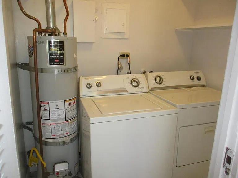 1101 Mound Ave #9 — Photo 7