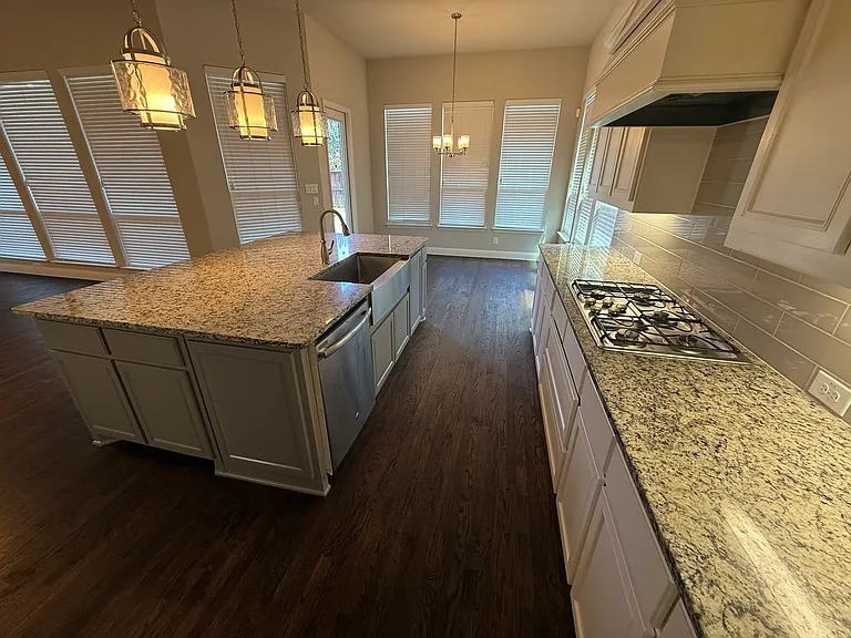 1101 Prairie Ridge Ln — Photo 13