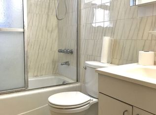 1404 Astoria Park S, Astoria, NY 11102