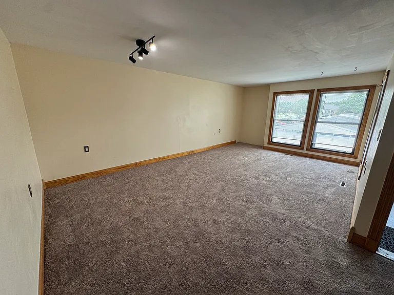 8K Twin Rivers Dr #8-K — Photo 5