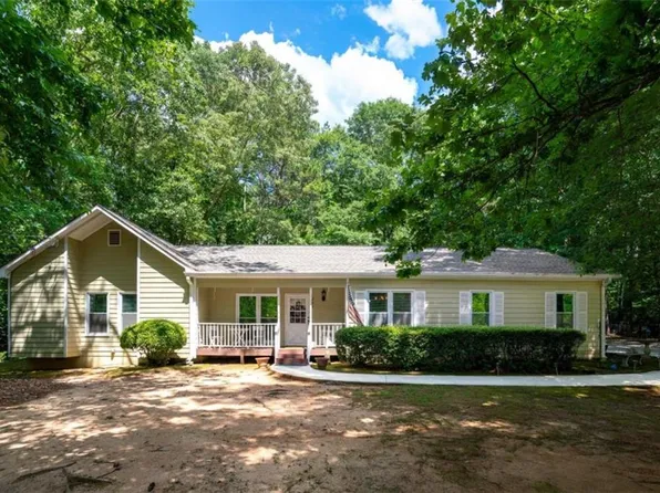 205 Lakeside Dr, Covington, GA 30016