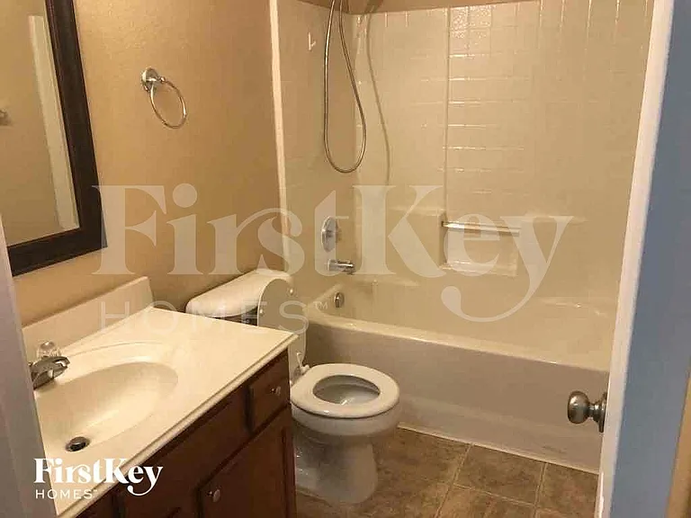 13221 Settlers Trl — Photo 8