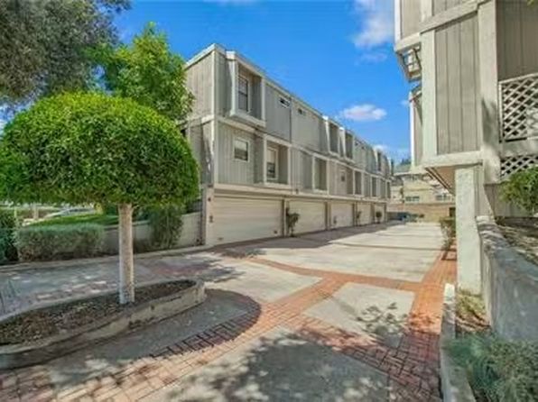 965 E Del Mar Blvd