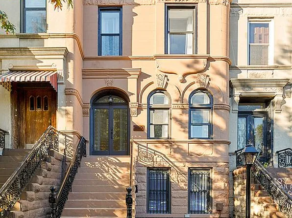 699 Halsey St, Brooklyn, NY 11233