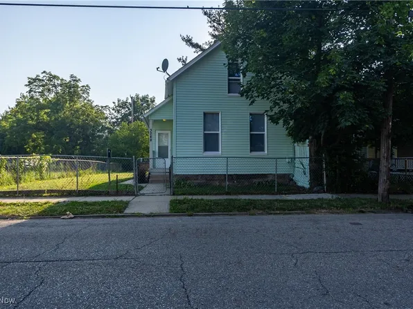 3288 W 50th St, Cleveland, OH 44102