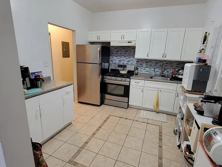 823 Anderson Ave #2 — Photo 1