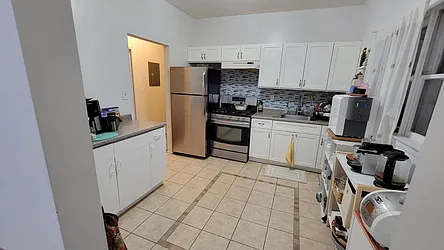 823 Anderson Avenue, #2