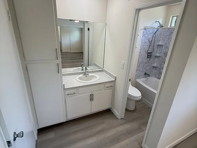 12939 Bonaparte Ave — Photo 12
