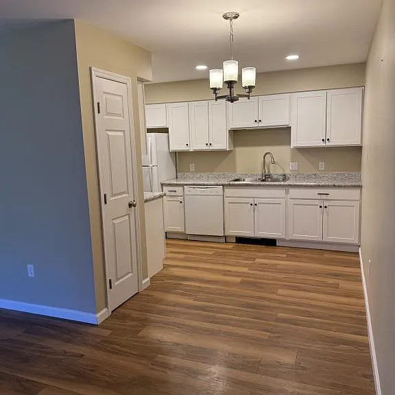 5061 S Catherine St — Photo 5