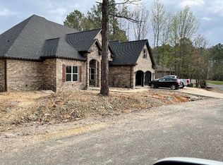 9 Precioso Ln, Hot Springs Village, AR 71909