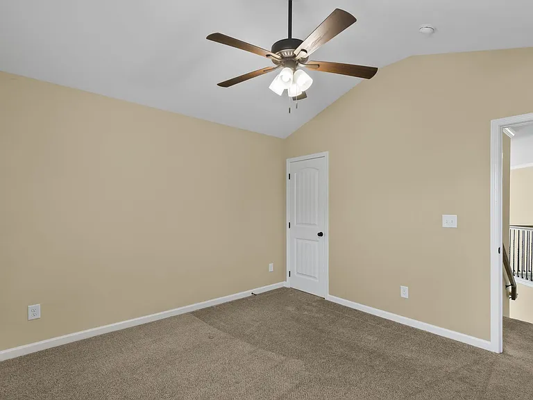 1000 Gwynnes Way — Photo 25