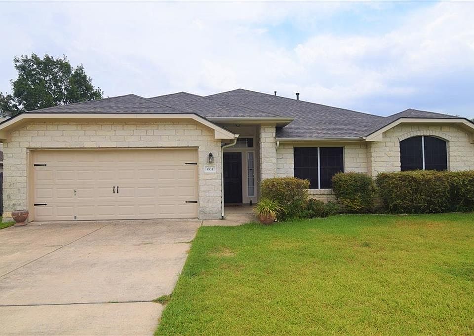 1st image of 603 Plumbago Dr