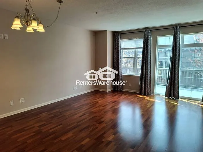 8108 Oakview Cir N — Photo 8