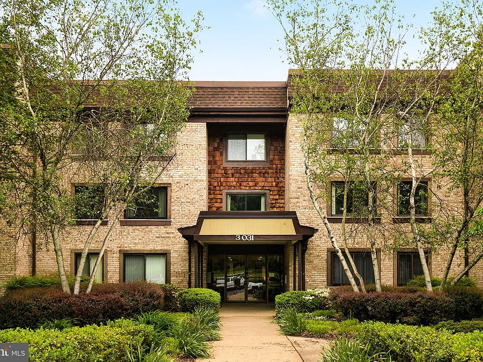 1st image of 3031 Borge St APT 204