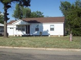 614 N Lowe St, Hobart, OK 73651