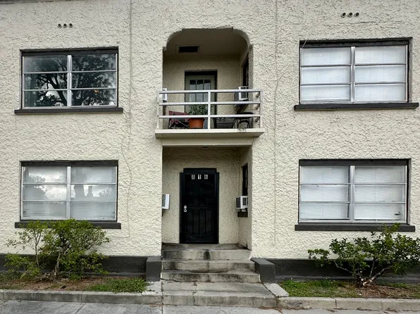 Twin Six, 818 25th St W #12, Bradenton, FL 34205