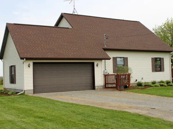 2636 Swanson Rd, Ravenna, MI 49451