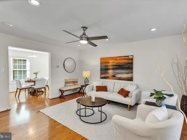 5763 S Hil Mar Cir, District Heights, MD 20747