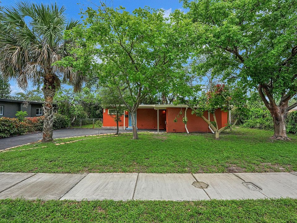 1st image of 3133 SW 16th Street