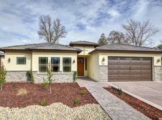 2627 Gunn Rd, Carmichael, CA 95608